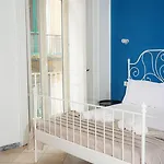 Vulcania 4*
