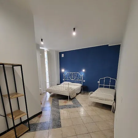 Vulcania 4*