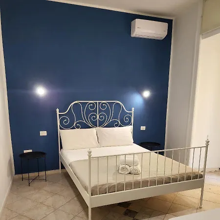 Vulcania 4* Neapel